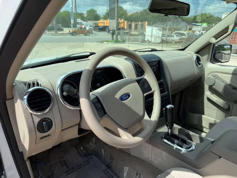 2006 Ford Explorer XLS