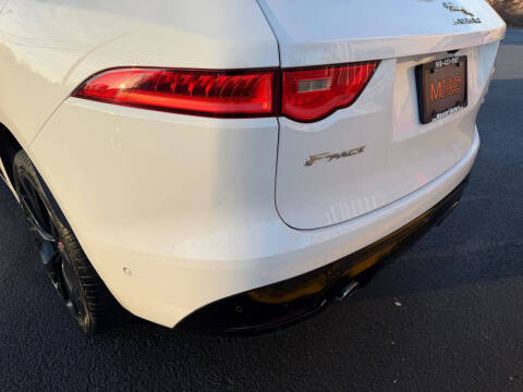 2018 Jaguar F-PACE S