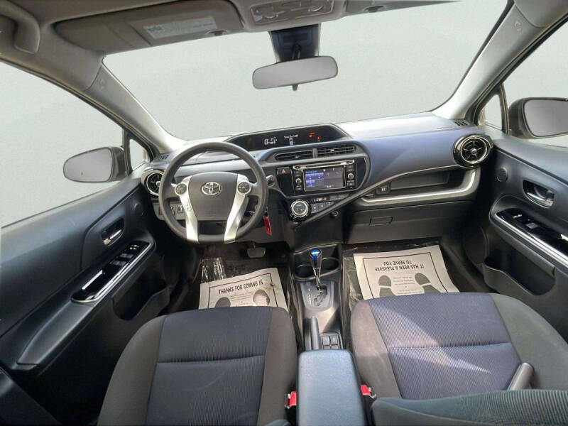 2017 Toyota Prius c One