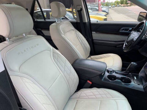 2016 Ford Explorer Platinum