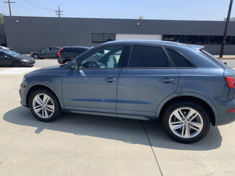 2017 Audi Q3 2.0T Premium