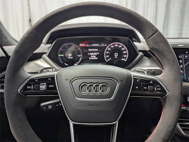 2022 Audi RS e-tron GT quattro