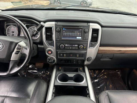 2018 Nissan Titan XD SL