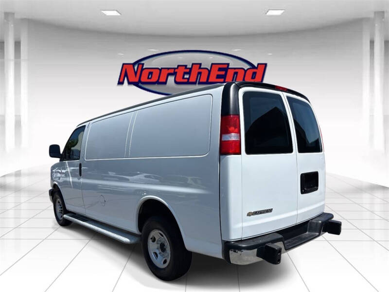 2024 Chevrolet Express 2500