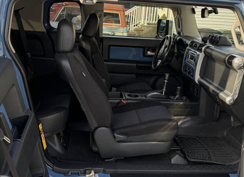 2013 Toyota FJ Cruiser