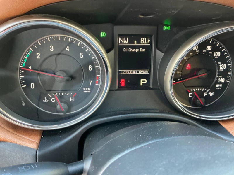 2011 Jeep Grand Cherokee Overland