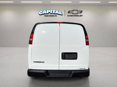 2025 Chevrolet Express 2500