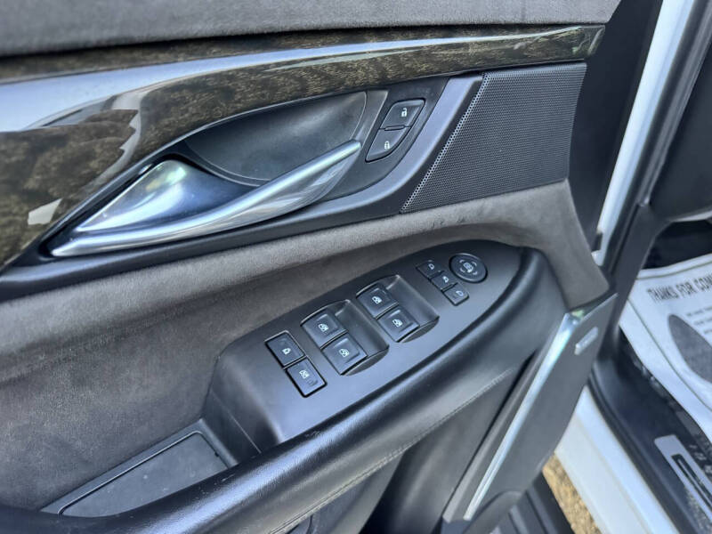 2017 Cadillac Escalade ESV Platinum