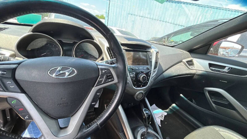 2016 Hyundai Veloster