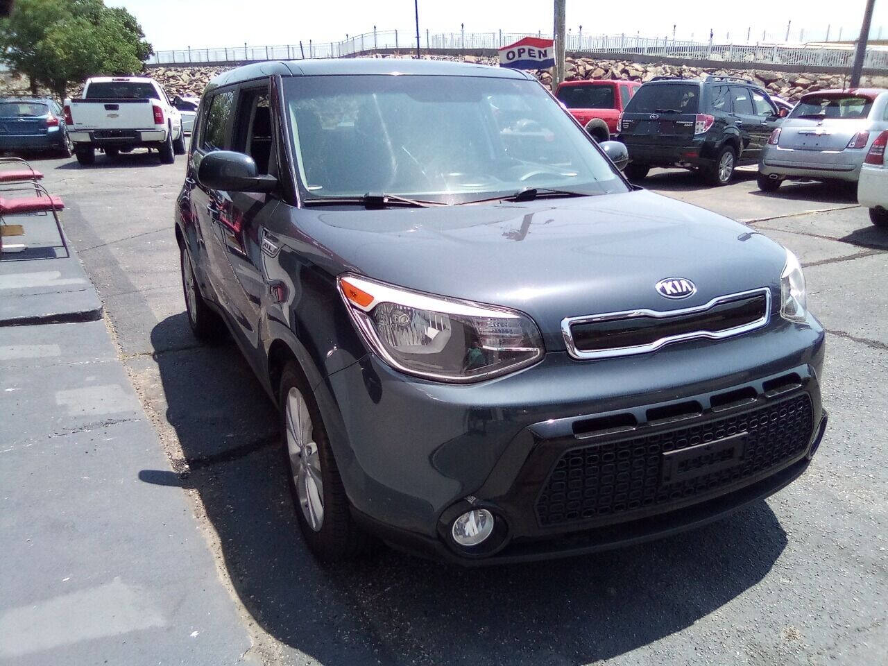 2016 Kia Soul for sale at Pinnacle Auto Sales in New Bedford, MA