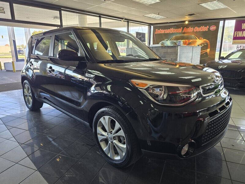 2016 Kia Soul +