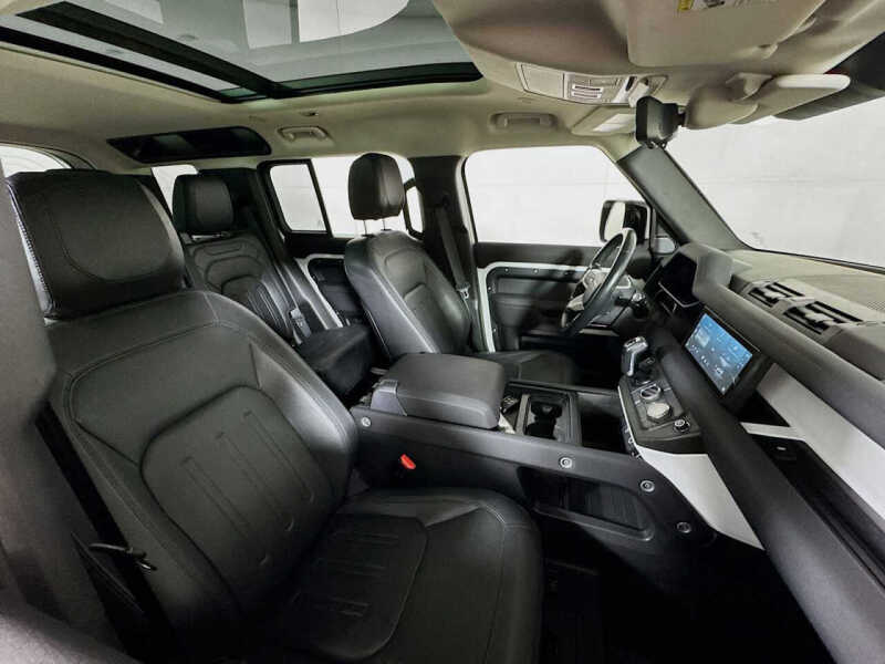 2021 Land Rover Defender 110 S