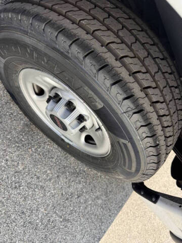 2023 GMC Savana 2500