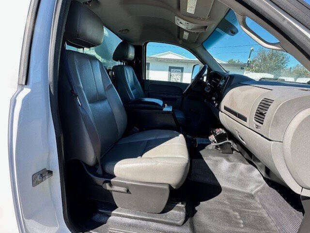 2012 Chevrolet Silverado 3500HD CC