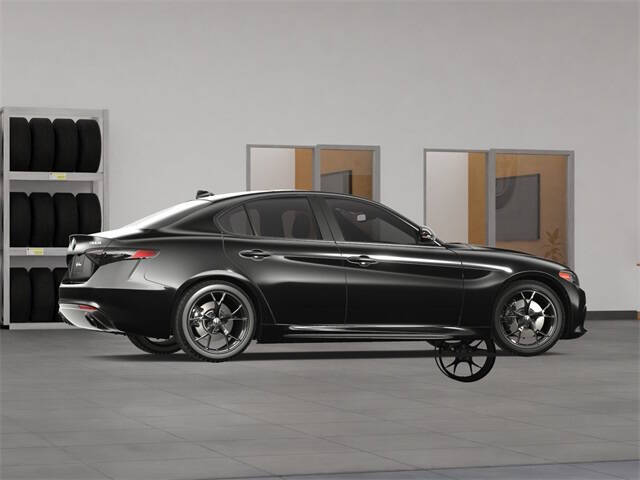 2025 Alfa Romeo Giulia Intensa