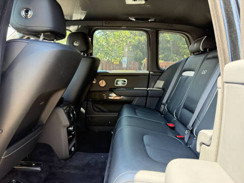 2022 Rolls-Royce Black Badge Cullinan