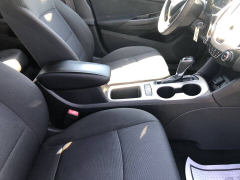 2017 Chevrolet Cruze LS Auto