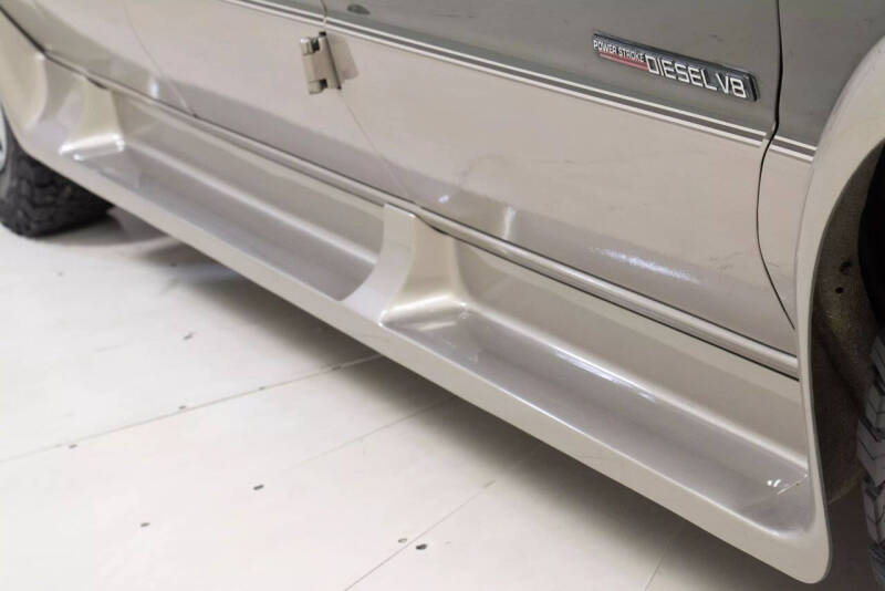 2002 Ford E-Series E-350 SD XLT