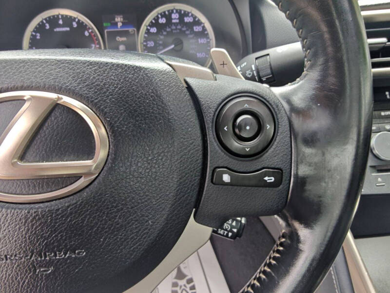 2016 Lexus IS 200t