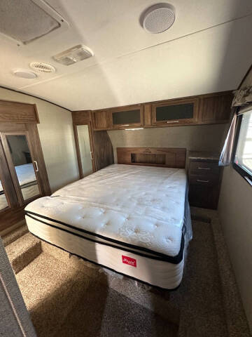 2017 Keystone RV COUGAR 284RDBWE