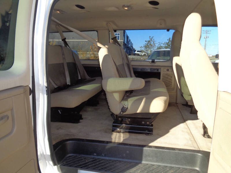 2014 Ford E-Series E-350 SD XLT