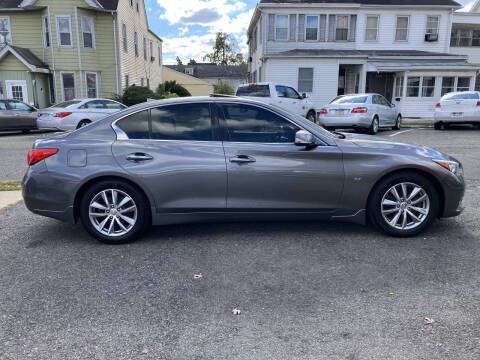 2015 Infiniti Q50 Premium