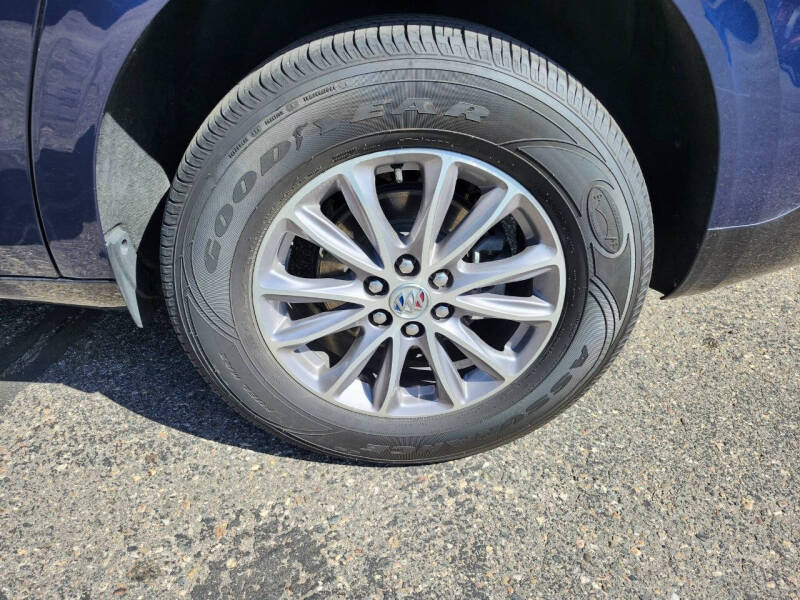 2023 Buick Enclave Essence