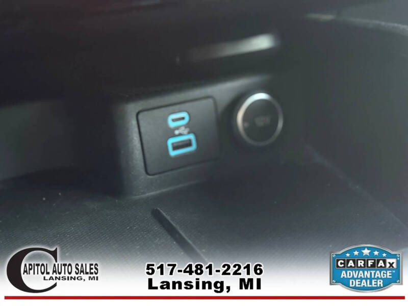 2021 Ford Escape Hybrid SE