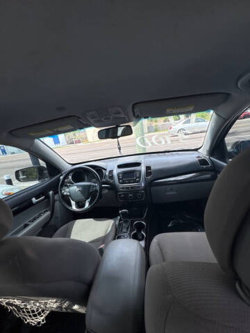 2015 Kia Sorento LX