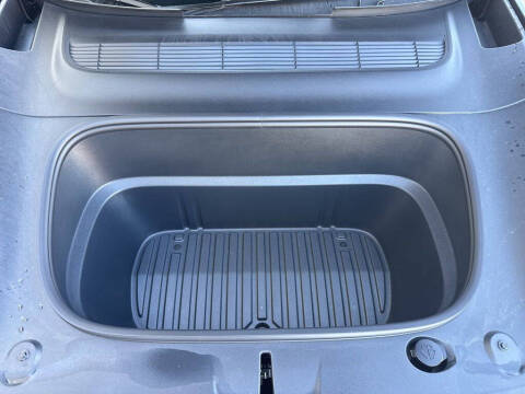 2026 Tesla Model Y Premium
