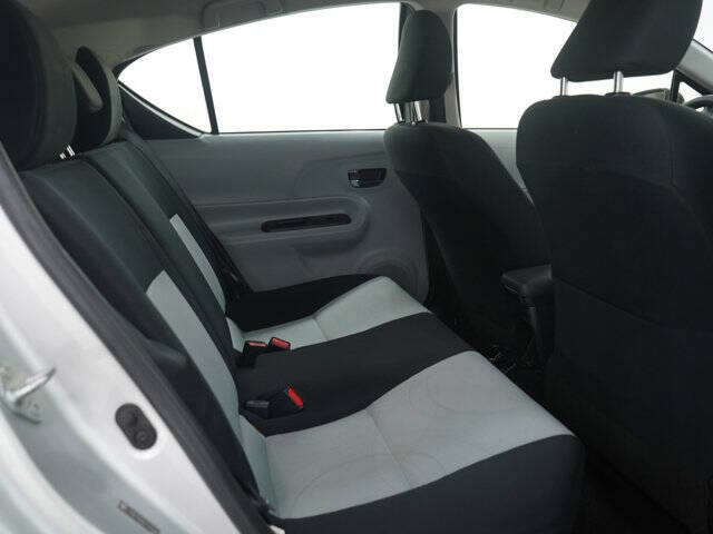 2013 Toyota Prius c Two