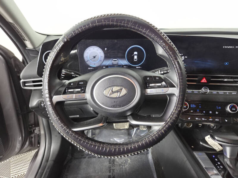 2023 Hyundai Elantra SEL