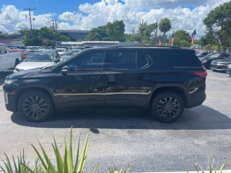 2023 Chevrolet Traverse LT Leather