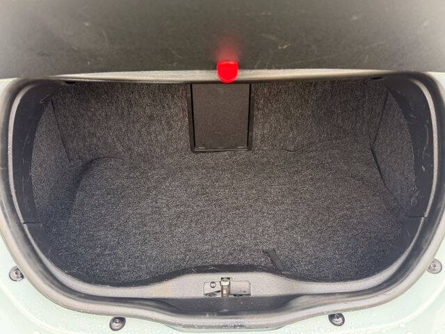 2010 Volkswagen New Beetle Convertible Final Edition PZEV