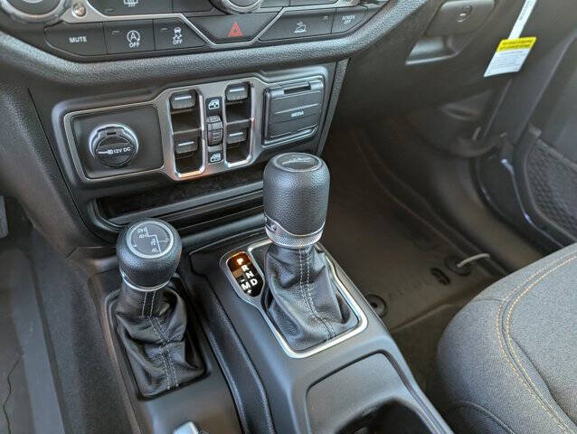 2025 Jeep Gladiator Sport S