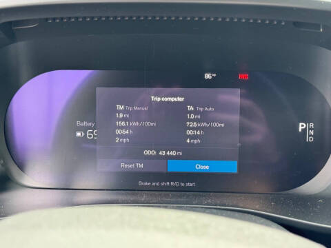 2022 Volvo XC40 Recharge Twin Plus