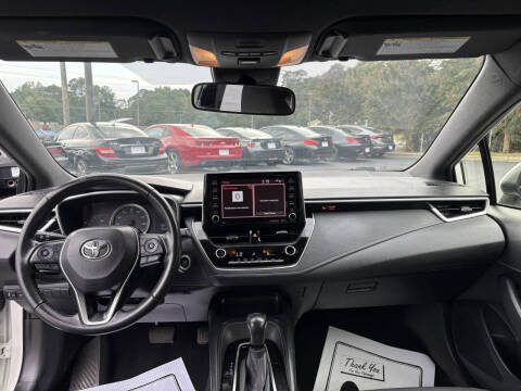 2020 Toyota Corolla Hatchback SE