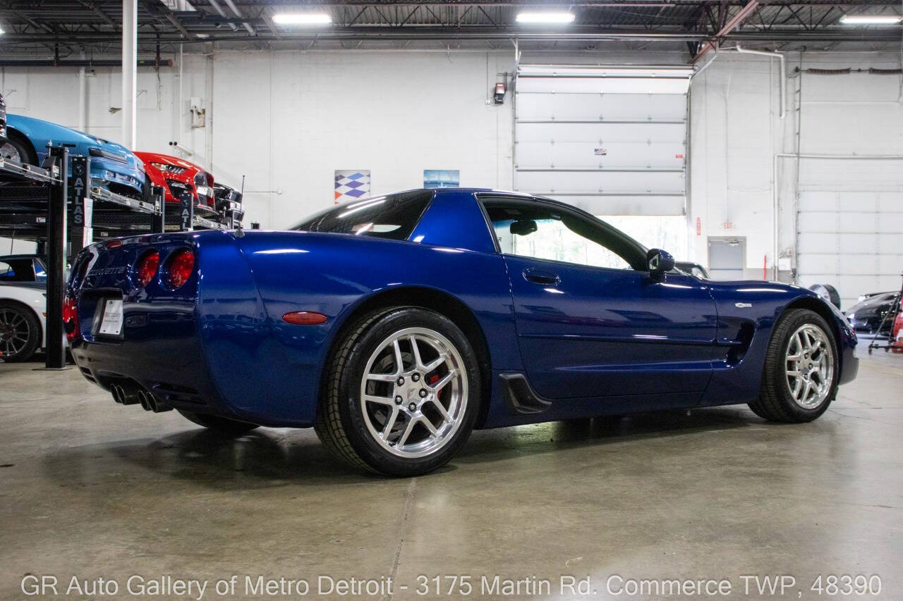 2004-chevrolet-corvette-z06-2dr-coupe.jpg