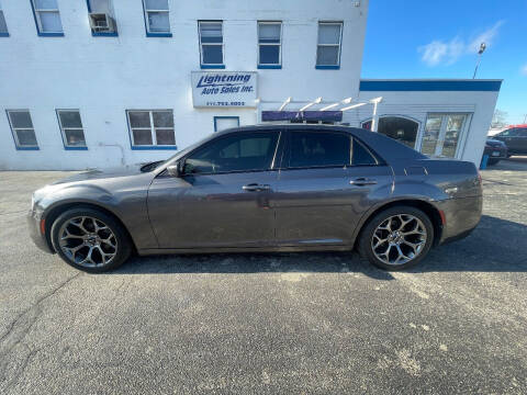 2015 Chrysler 300 for sale at Lightning Auto Sales in Springfield IL