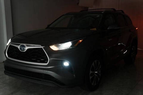 2021 Toyota Highlander Hybrid XLE