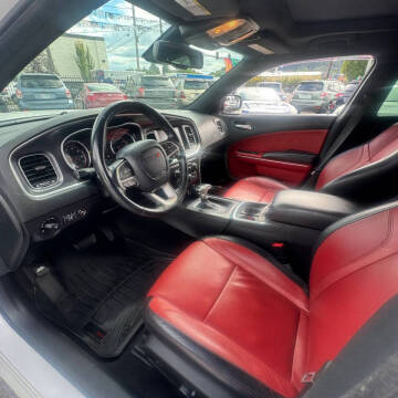 2015 Dodge Charger SXT