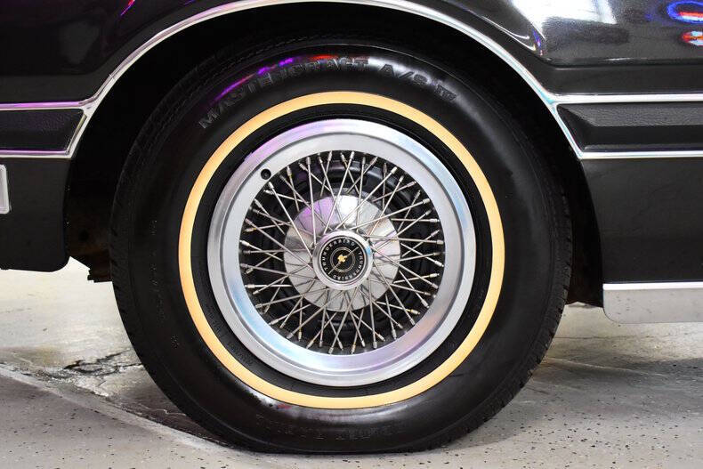 1976 Ford Thunderbird