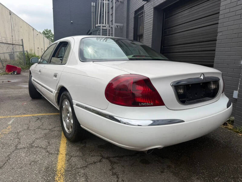 2001 Lincoln Continental