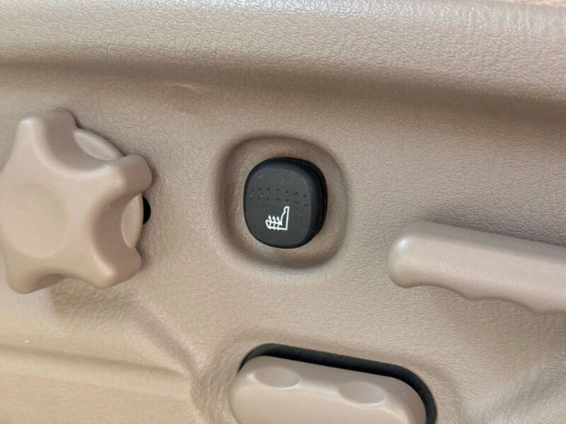 2004 Ford Explorer Limited