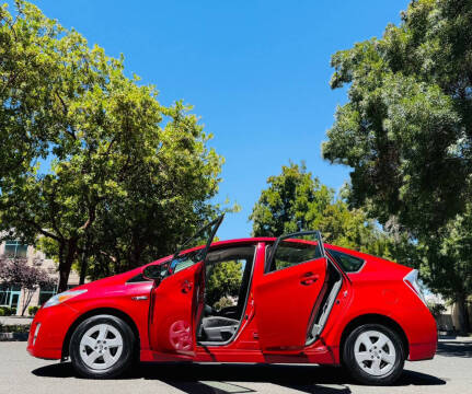 2010 Toyota Prius III