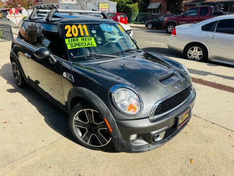 2011 MINI Cooper S