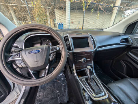 2017 Ford Edge Titanium