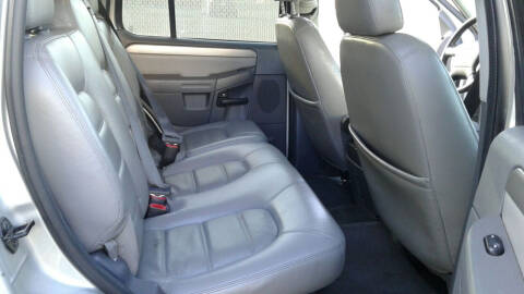 2005 Ford Explorer XLT