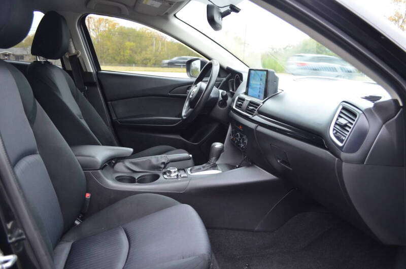 2015 Mazda MAZDA3 i SV