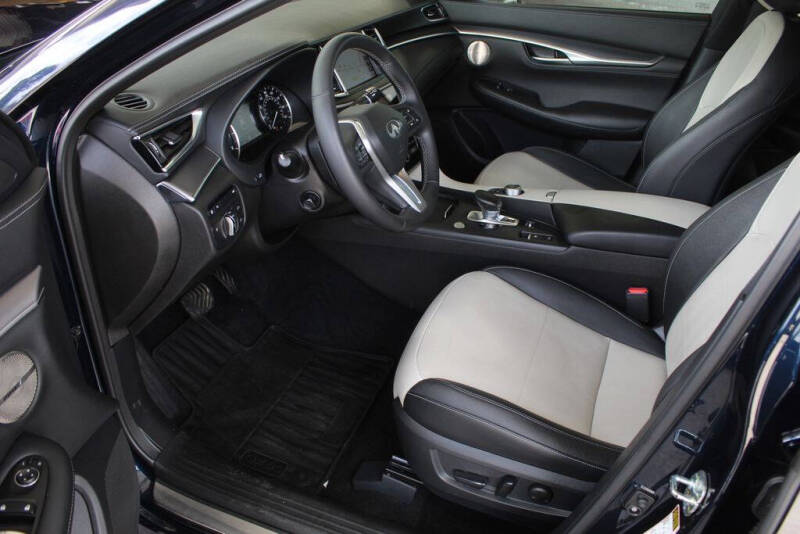 2022 Infiniti QX55 Essential